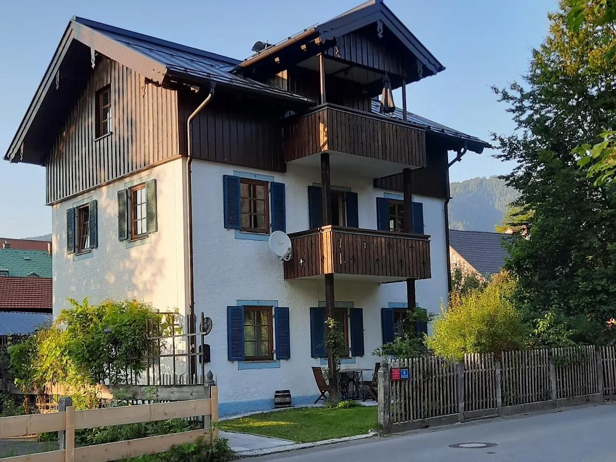Koenig Ludwig' Das Maerchenhafte Appartement Oberammergau Apartment